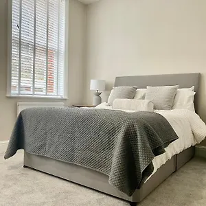 https://spacious-townhouse-room-in-the-heart-of-malton.yorkshirehotels.net