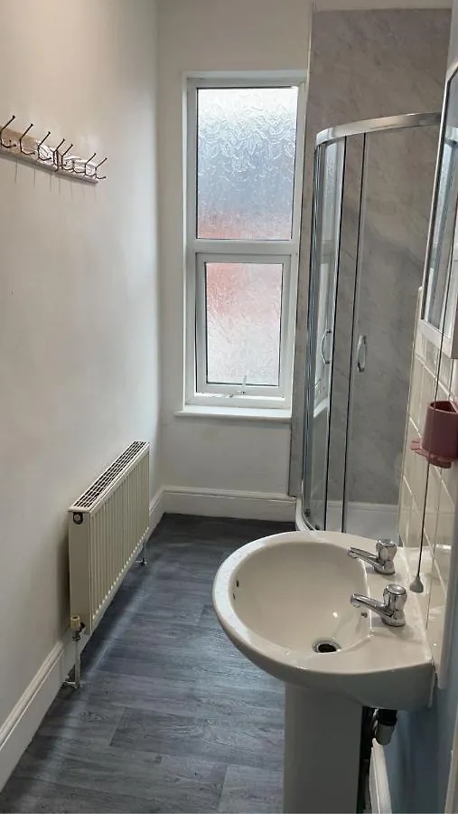Transformative Housing Laurie Avenue Apartment Nottingham 0*,  United Kingdom