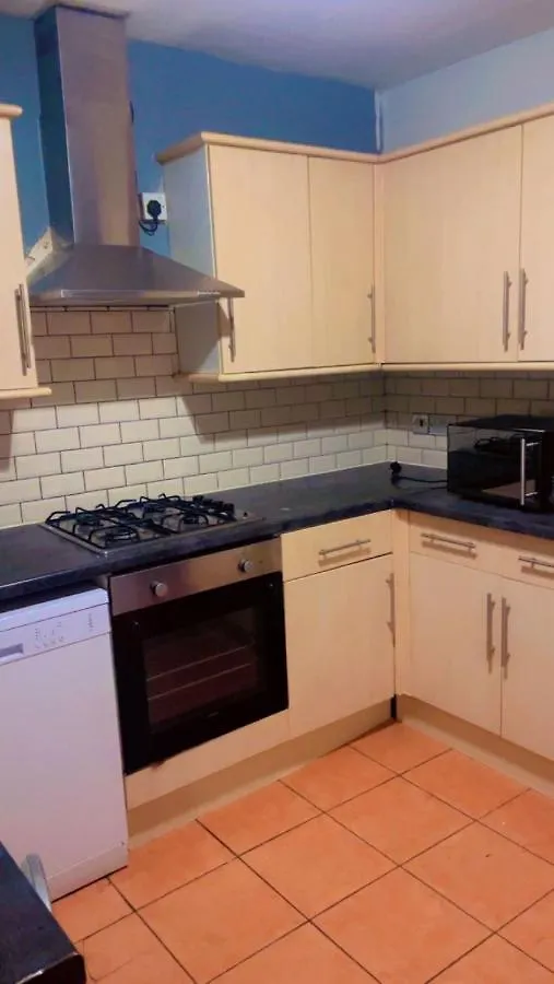 Transformative Housing Laurie Avenue Apartment Nottingham Homestay